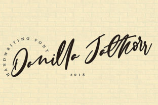 Danilla Jathorr: A Script Font for Organic Branding